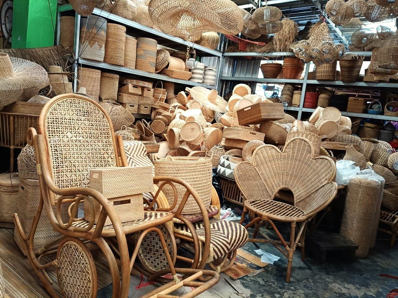 Kerajinan Anyaman Bambu